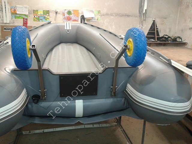 транцевые колеса автомат кт3н-топ на надувной лодке пвх
