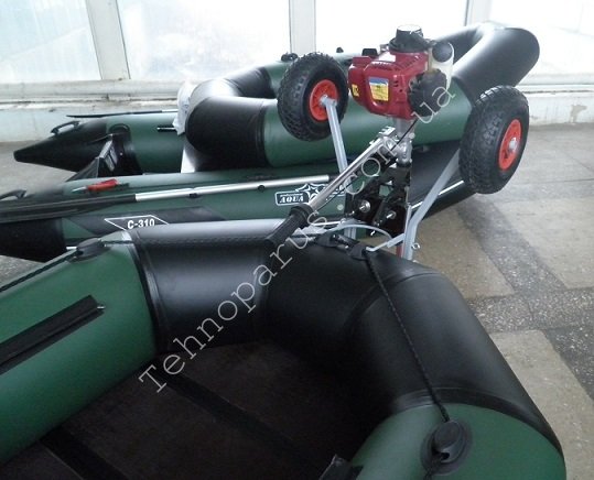 Транцевые колеса на гребную лодку КТ8