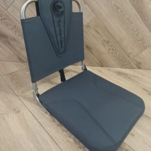 kreslo sideniye s vysokoy spinkoy legkoye udobnoye v naduvnuyu lodku dlya lodki pvkh raskladnoye seroye tekhnoparus