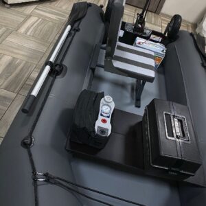 Supporto a cavalletto per il fissaggio di un sedile in pvc chaven su lacca Tehnoparus