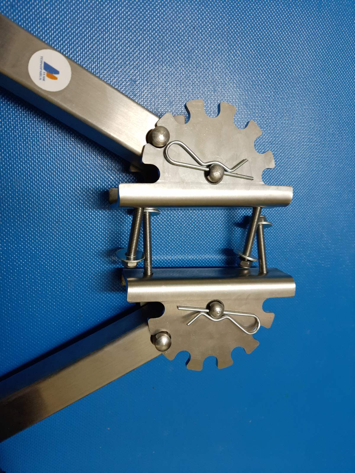 Колеса транцевые КТ2Н на 7 положений, полуавтомат, из нержавеющей стали KT2N semi-automatic transom wheels on pvc technosail