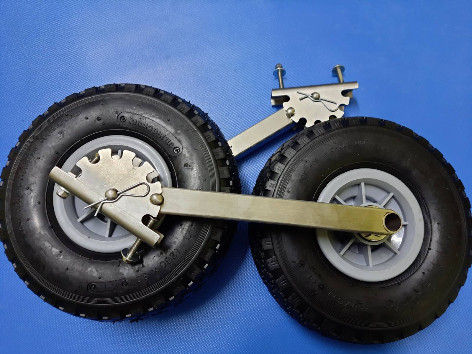 ТРАНЦЕВЫЕ КОЛЕСА КТ2 ТЕХНОПАРУС TRANSOM WHEELS KT2 TECHNOPARUS