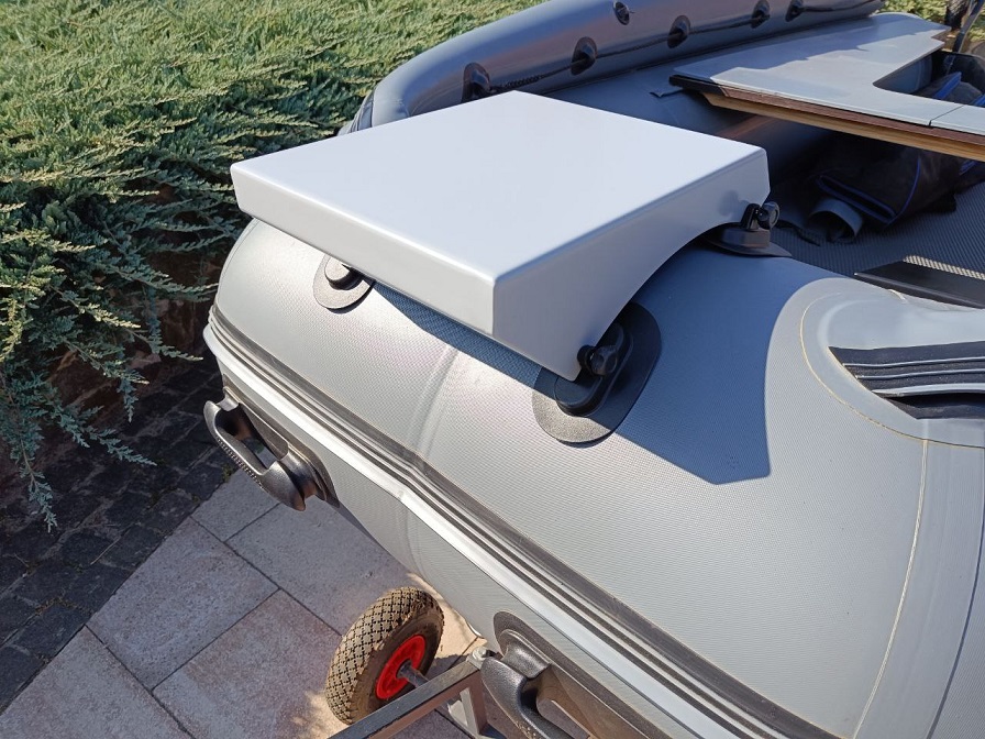 Майданчик для встановлення електролебідки або якоря GPS з алюмінію.