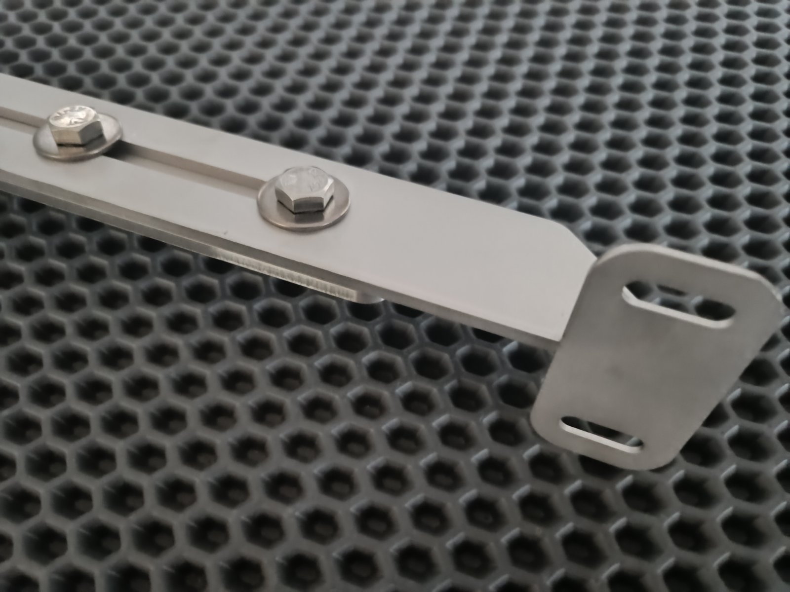 Clamp from Technoparus made of food grade stainless steel for large and heavy echo sounder sensors Lowrance Active Imaging, Garmin, Humminbird Tripleshot and others