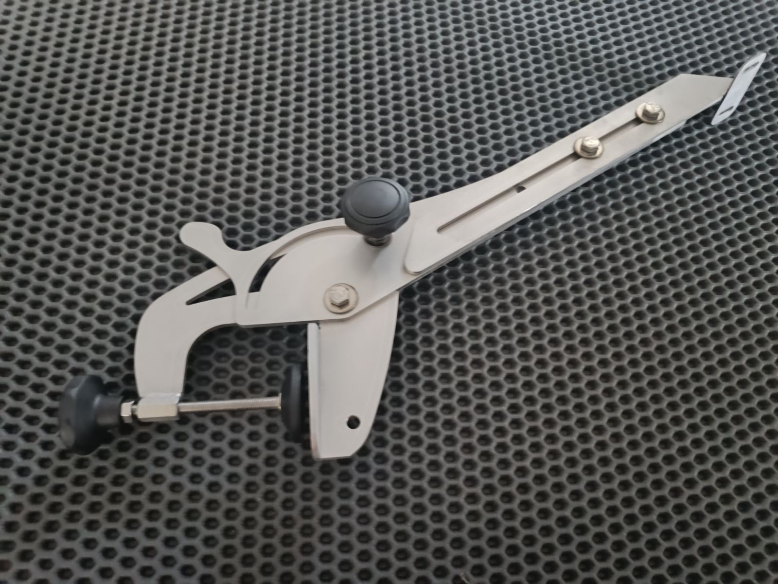 Stainless steel clamp for large and heavy fish finder transducers Lowrance Active Imaging, Garmin, Humminbird Tripleshot